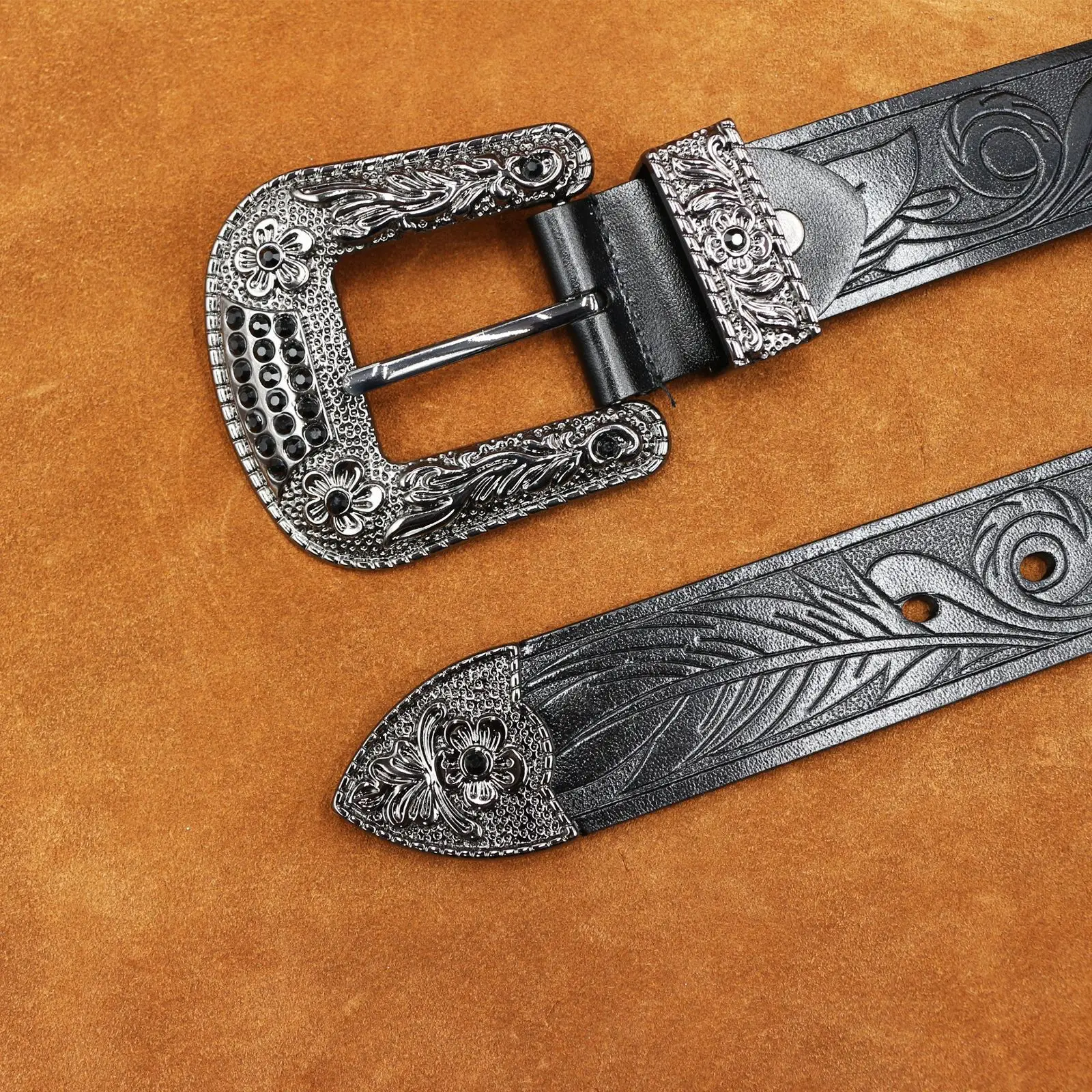 New Style Western Buckle Belt with Red Stones — feature 15