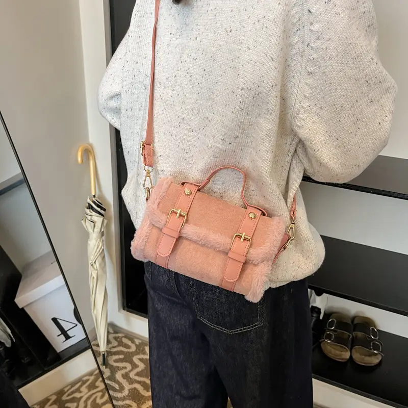 2025 Plush Shoulder Bag Pink Square Design - Image 6