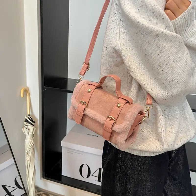 2025 Plush Shoulder Bag Pink Square Design - Image 2