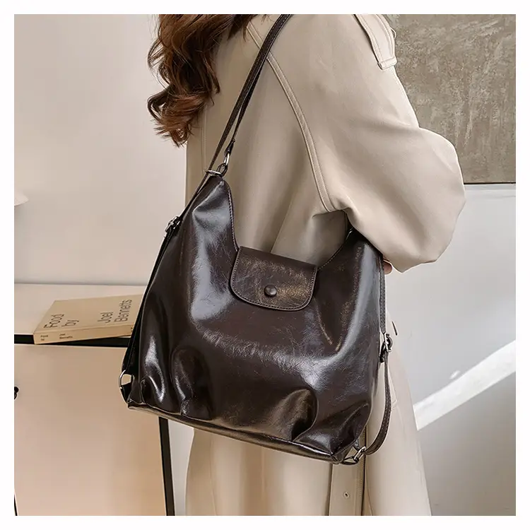 Women's Korean Style Shoulder Bag Large Capacity Brown — feature 8