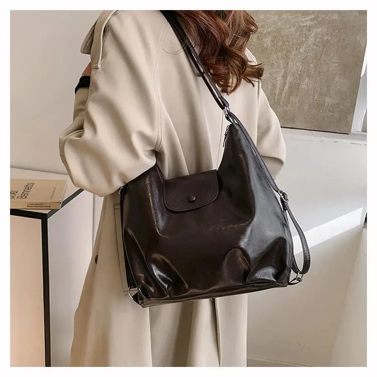 Women's Korean Style Shoulder Bag Large Capacity Brown — feature 9