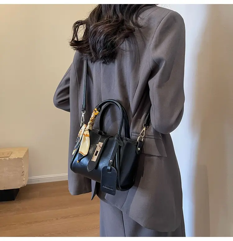 French Fashion Litchi Pattern Bucket Bag Women 2024 — feature 16