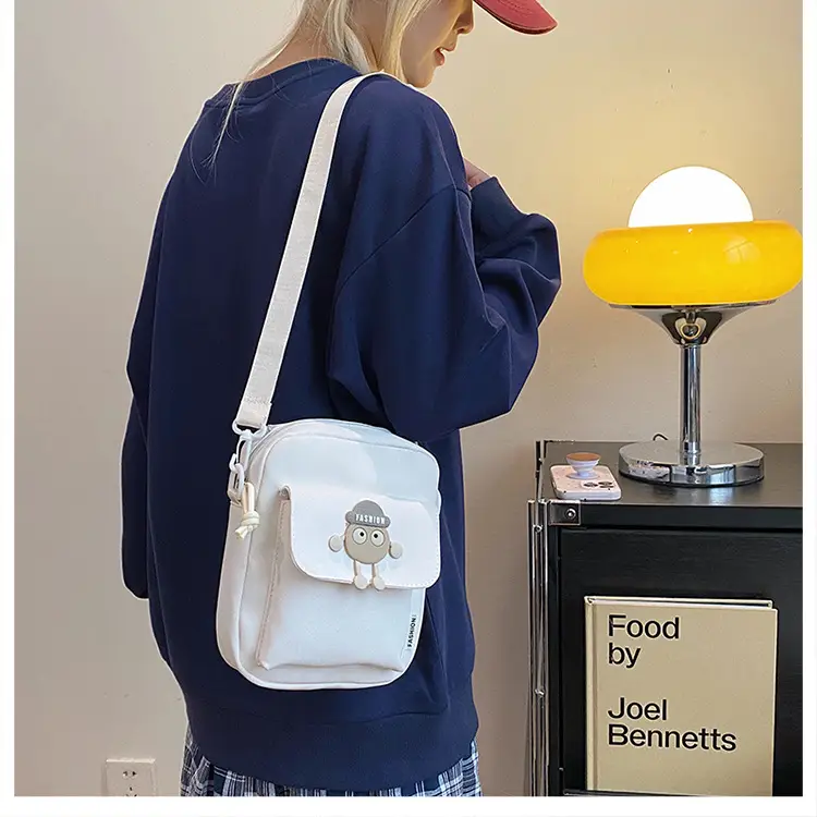 Women's Light Color Shoulder Crossbody Bag 2024 — feature 16