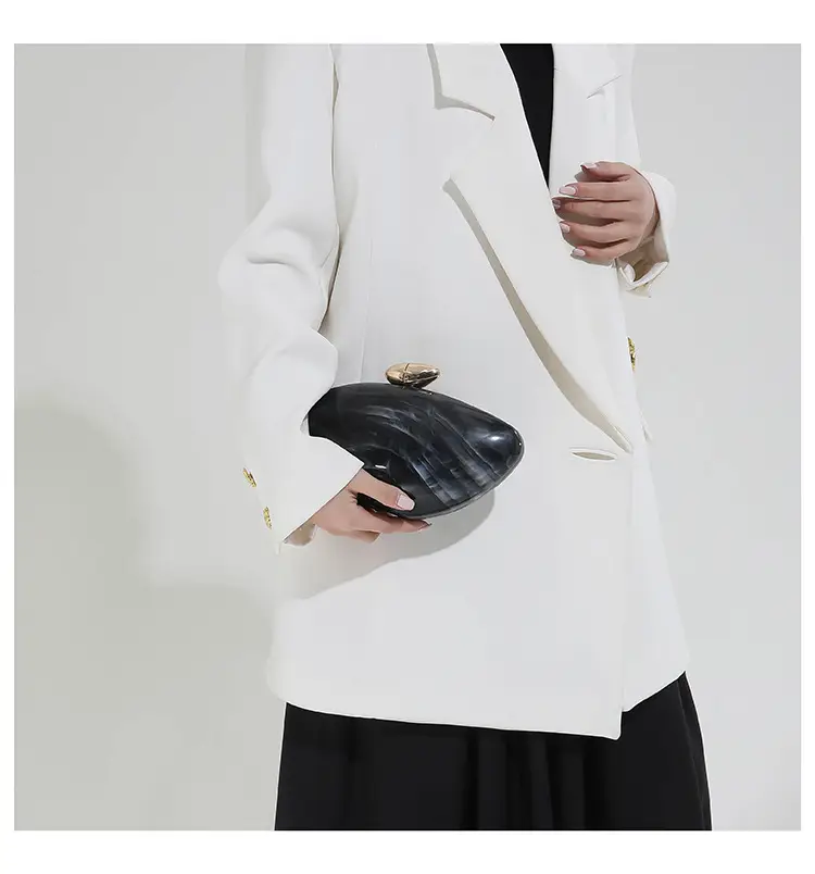 Golden Glass Crossbody Bag for Women Elegant Evening Accessory — feature 21