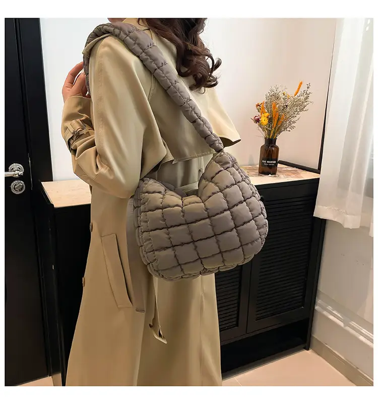 Women's Cotton Padded Shoulder Bag Large Capacity Beige — feature 23