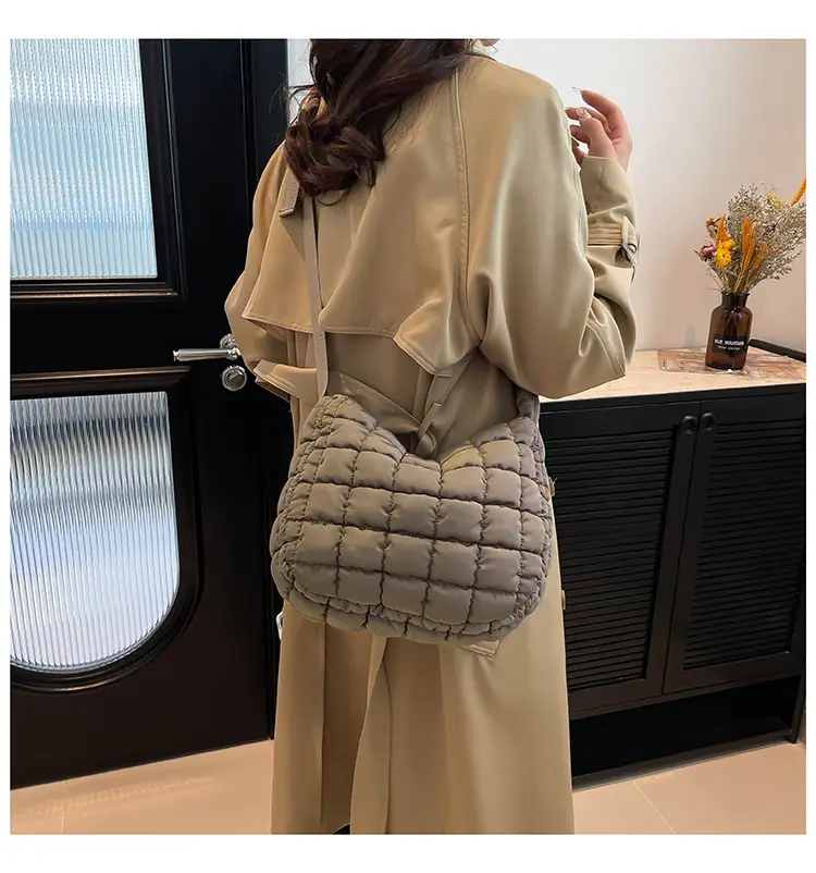 Women's Cotton Padded Shoulder Bag Large Capacity Beige — feature 24
