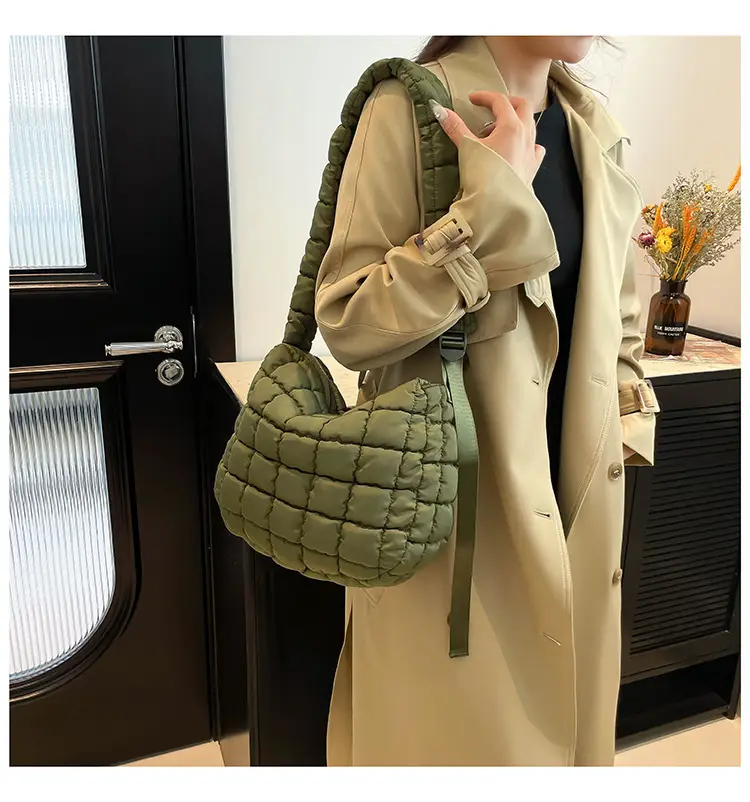 Women's Cotton Padded Shoulder Bag Large Capacity Beige — feature 25