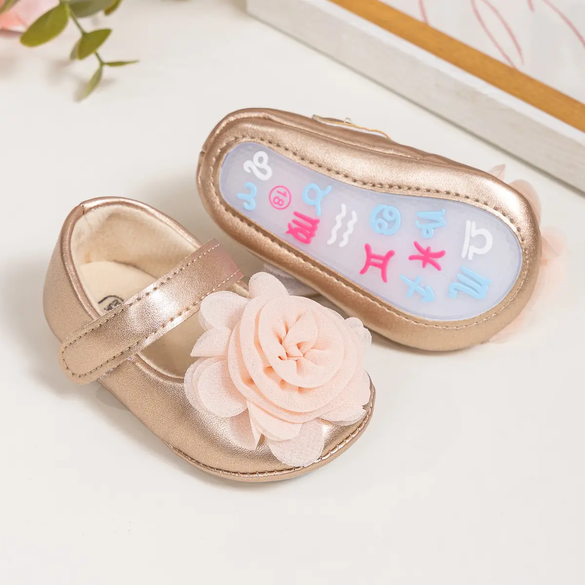 Princess Flower Velcro Baby Shoes Pink Gold β feature 7