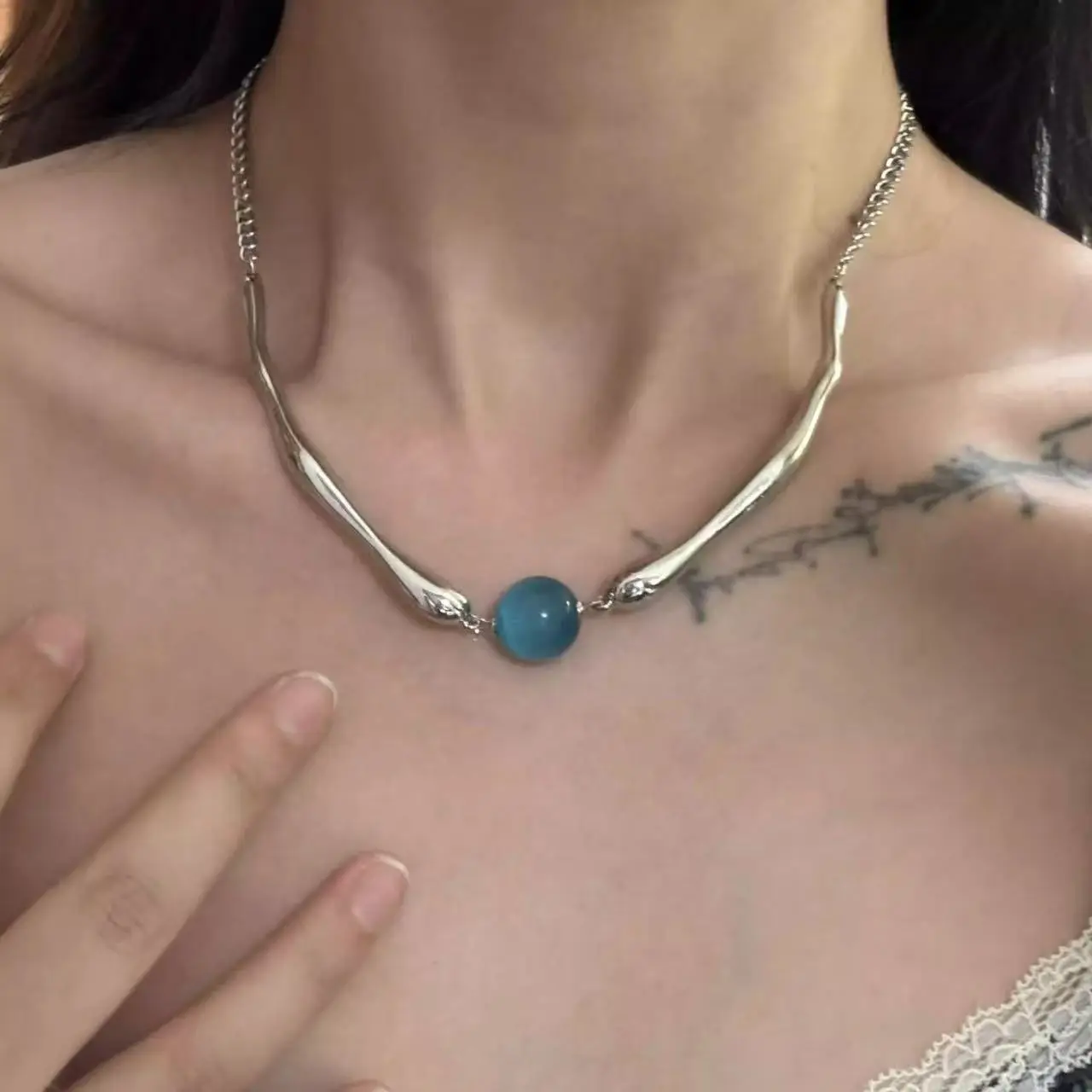 Blue Opal Punk Necklace for Women Mechanical Design - Image 5