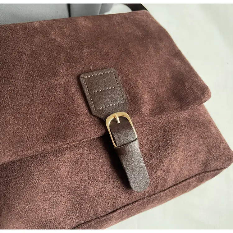 2024 Women's Retro Frosted Shoulder Bag Brown — feature 23