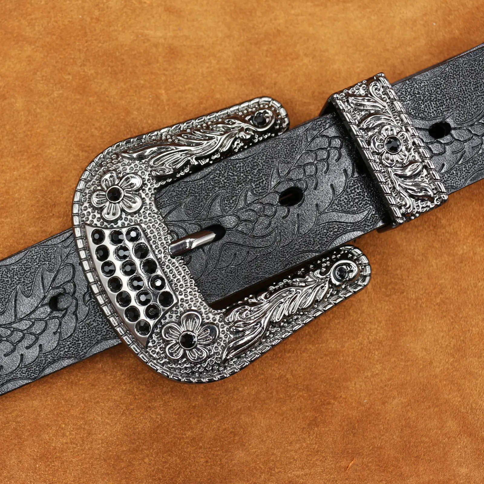 Men's Black Embossed Cowhide Belt with Silver Buckle - Image 5