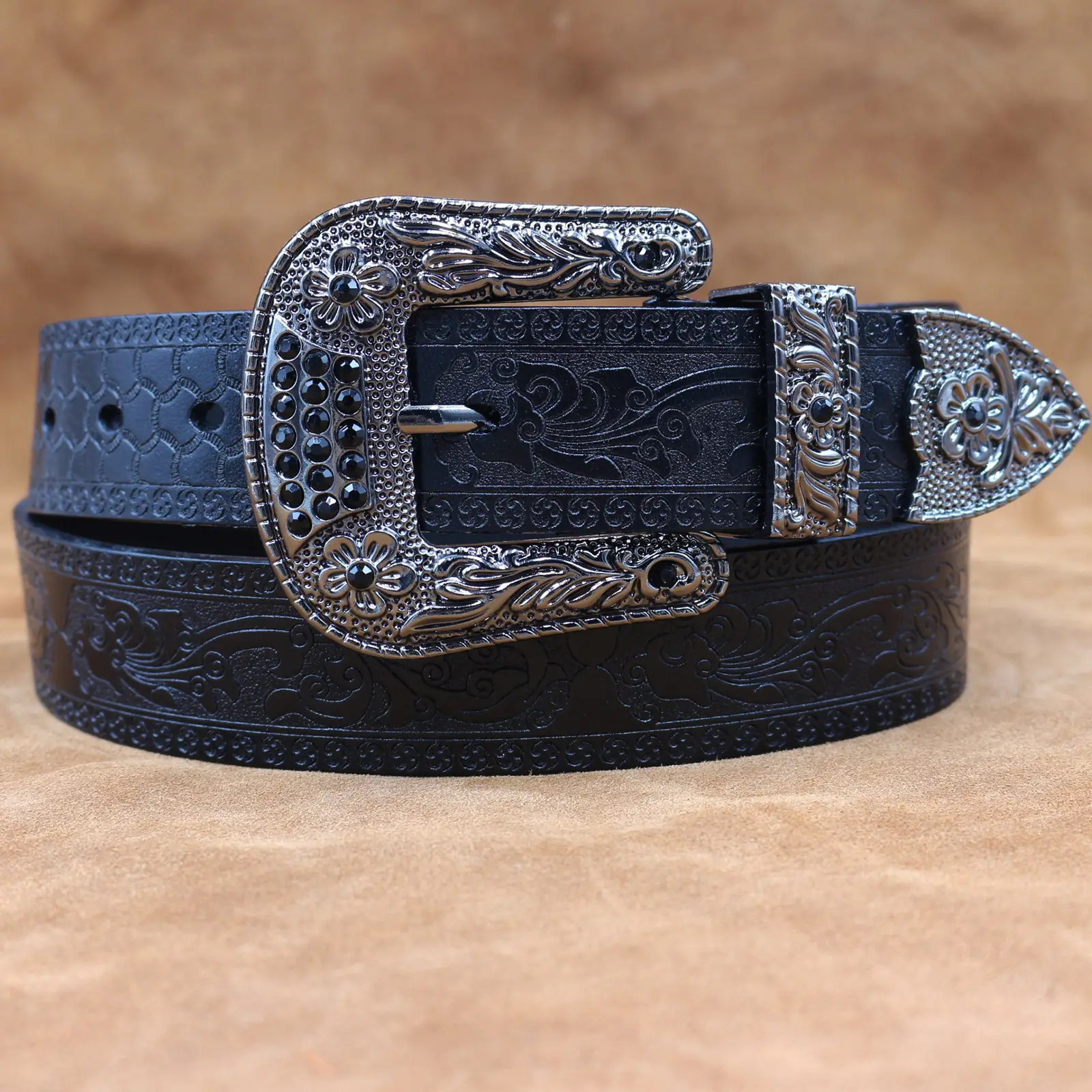 Vintage Men's Genuine Leather Belt with Ornate Buckle — feature 2