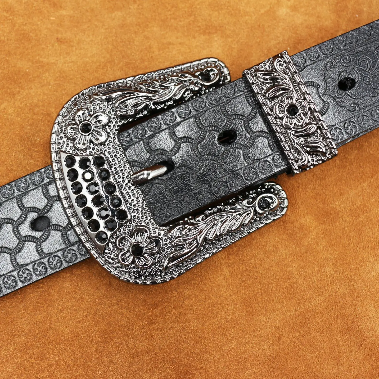 Vintage Men's Genuine Leather Belt with Ornate Buckle — feature 4