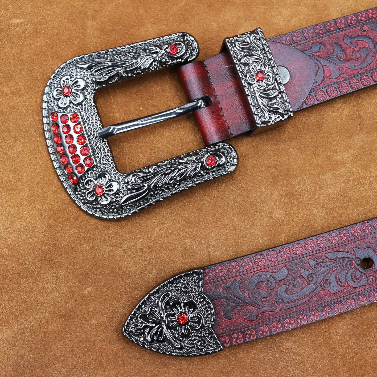 Vintage Men's Genuine Leather Belt with Ornate Buckle — feature 9