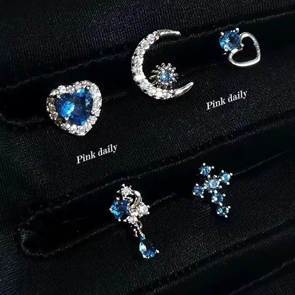 Blue Zircon Moon Love Ear Bone Nail Women's Light Luxury High-end Ear Accessories - Image 6