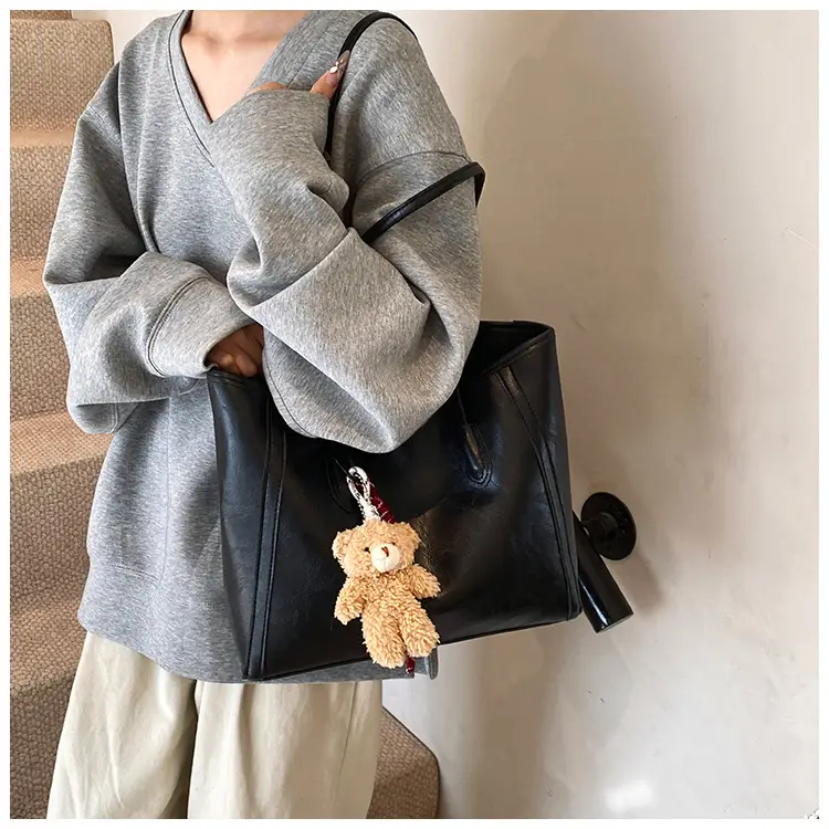 Women Large Capacity Shoulder Bag with Zip & Pom Pom — feature 17