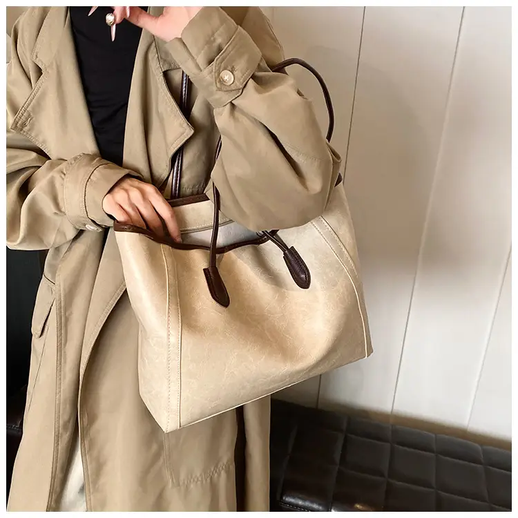 Women Large Capacity Shoulder Bag with Zip & Pom Pom — feature 24