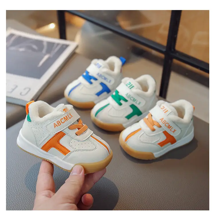 Baby Toddler Shoes Boys and Girls Autumn and Winter New Soft Bottom Leather 1-3-4 Years Old and a Half Baby fleece-lined Non-slip Cotton Shoes Trendy — feature 1