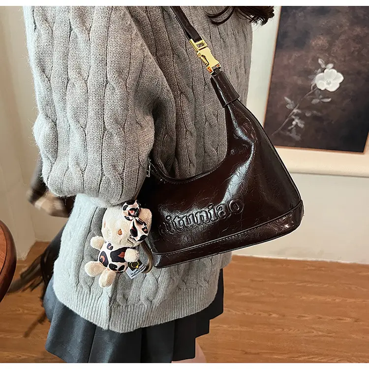 Red Shoulder Crossbody Bag Women 2024 — feature 19