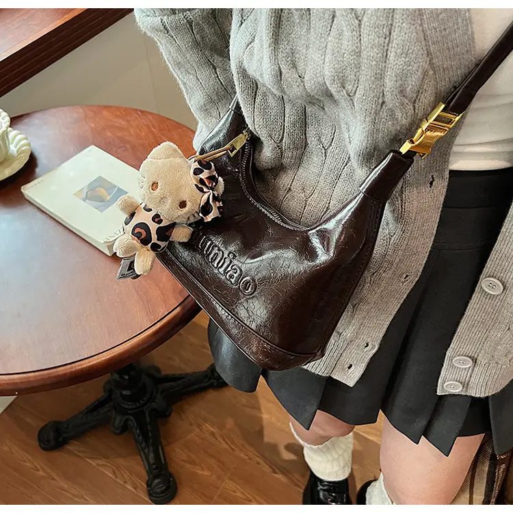 Red Shoulder Crossbody Bag Women 2024 — feature 22