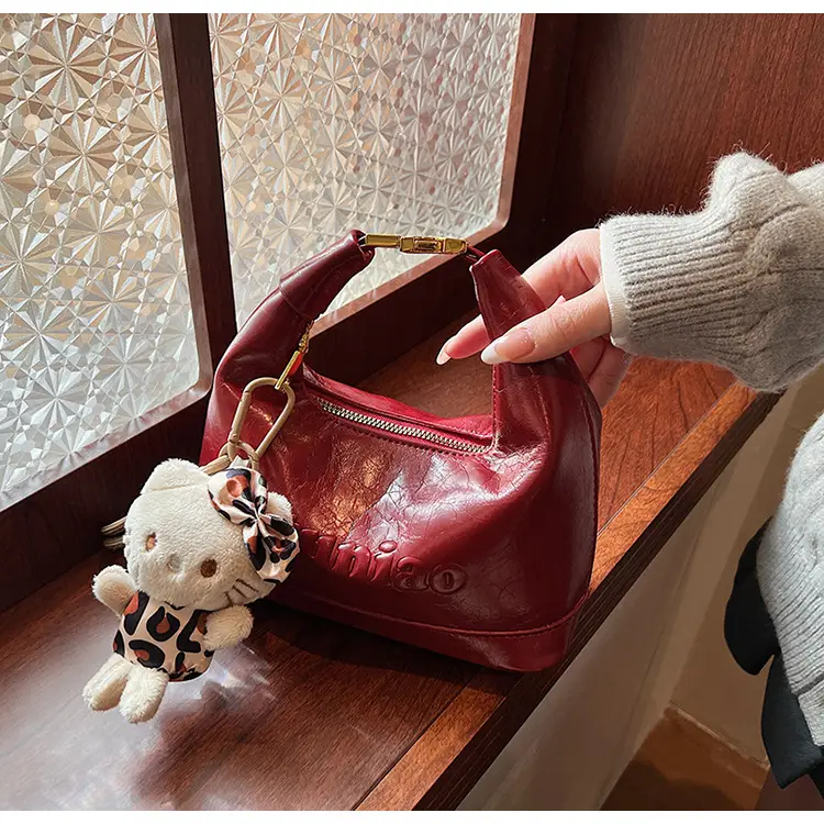 Red Shoulder Crossbody Bag Women 2024 — feature 30