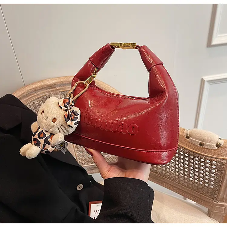 Red Shoulder Crossbody Bag Women 2024 — feature 42