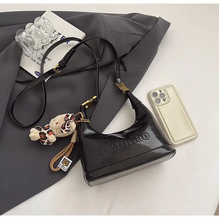 Red Shoulder Crossbody Bag Women 2024 — feature 50