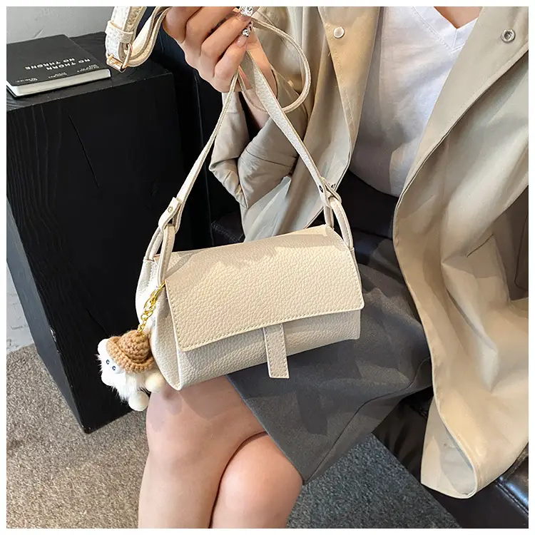 Brown Leather Shoulder Bag for Women 2024 — feature 14