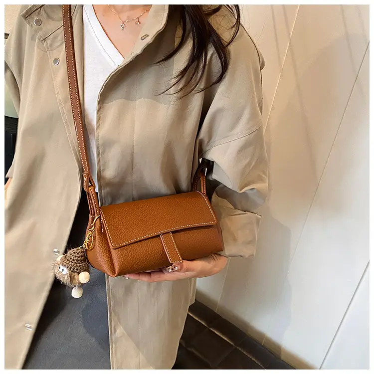 Brown Leather Shoulder Bag for Women 2024 — feature 15