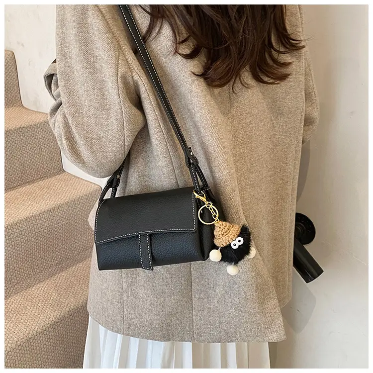 Brown Leather Shoulder Bag for Women 2024 — feature 21