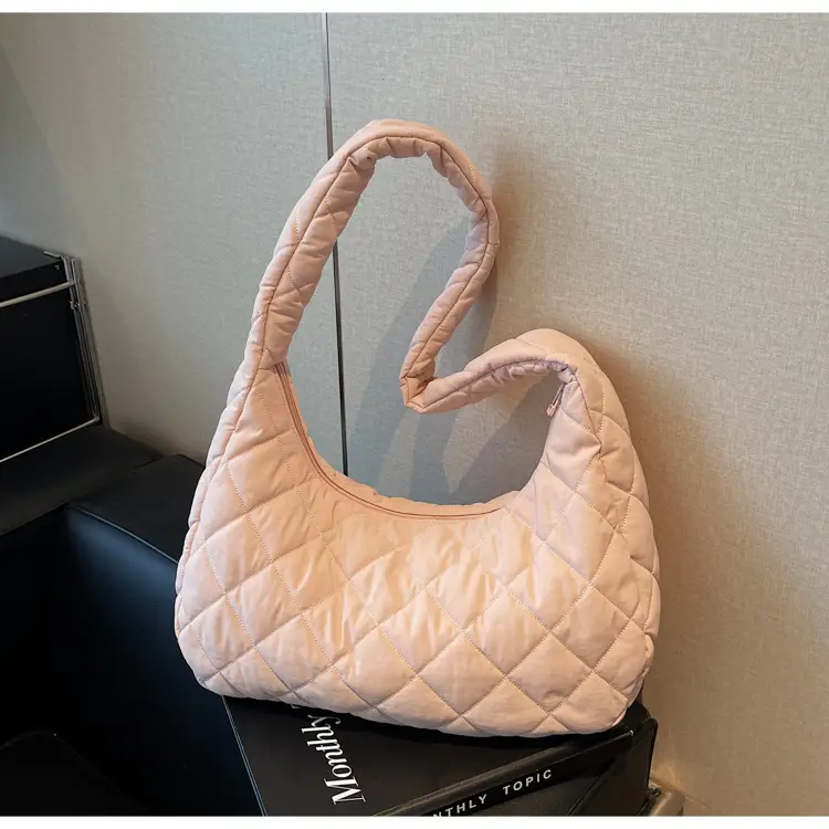 Nylon Quilted Clouds Bag Large Capacity Women — feature 19