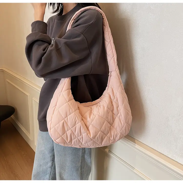 Nylon Quilted Clouds Bag Large Capacity Women — feature 41