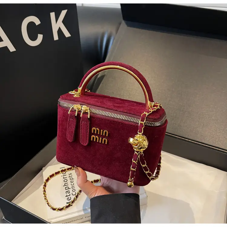 Women's Retro Frosted Chain Bucket Bag Brown — feature 33