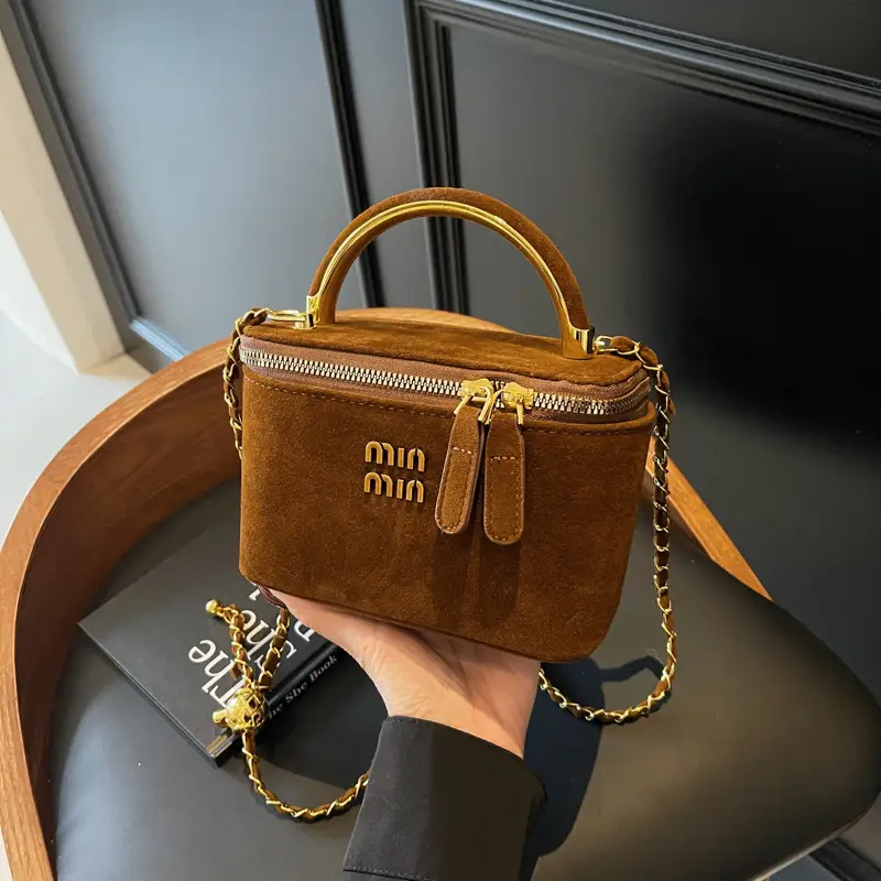 Women's Retro Frosted Chain Bucket Bag Brown