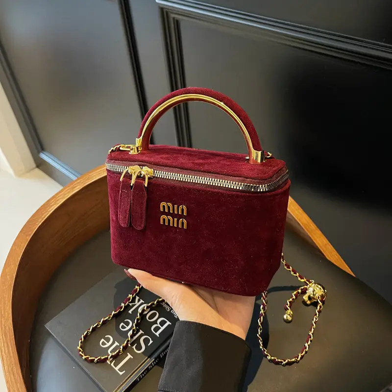 Women's Retro Frosted Chain Bucket Bag Brown