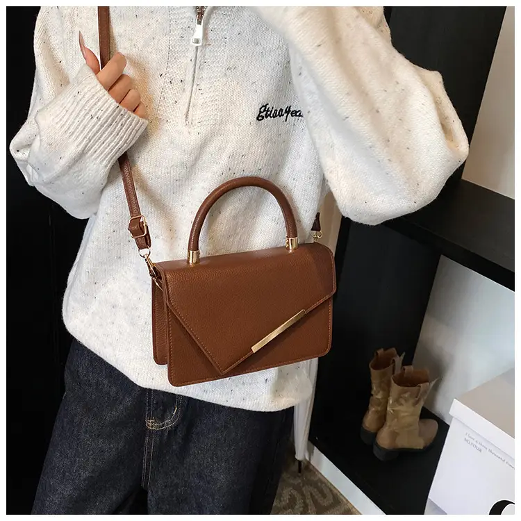 White Light Luxury Shoulder Bag Women 2024 — feature 14