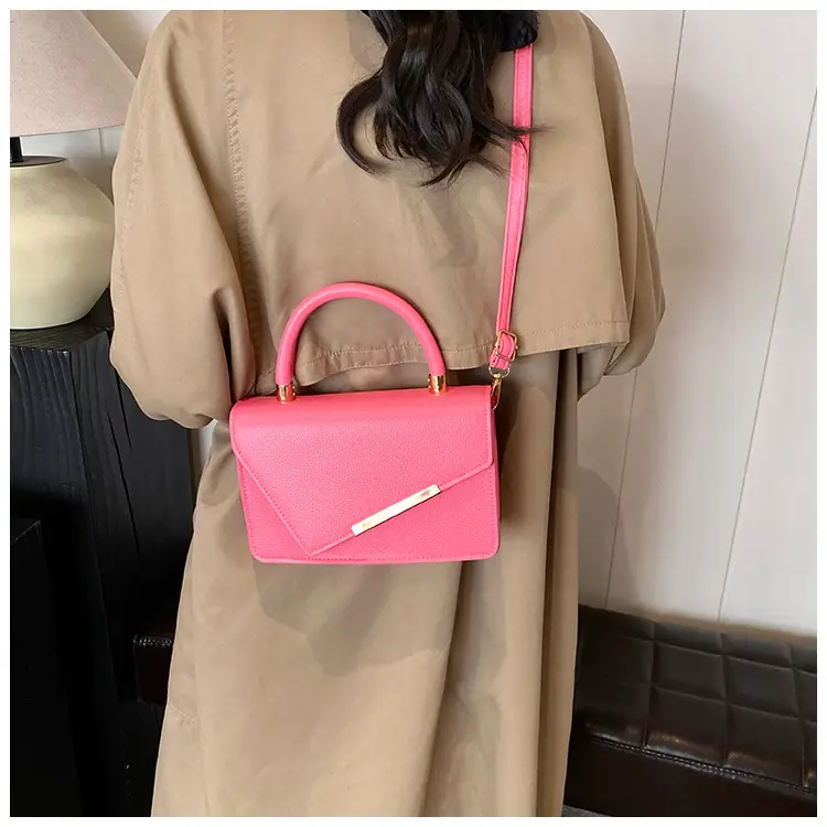 White Light Luxury Shoulder Bag Women 2024 — feature 16