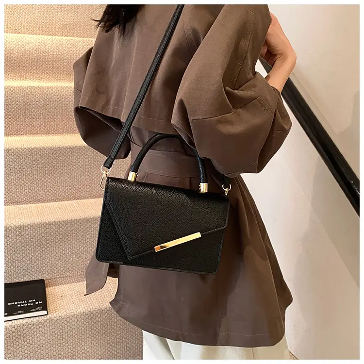 White Light Luxury Shoulder Bag Women 2024 — feature 22