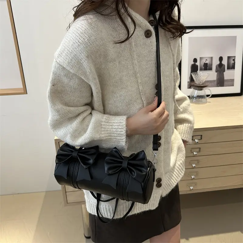 Silver Bow Crossbody Bag for Women Winter 2024 - Image 7