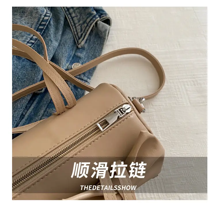 Silver Bow Crossbody Bag for Women Winter 2024 — feature 5
