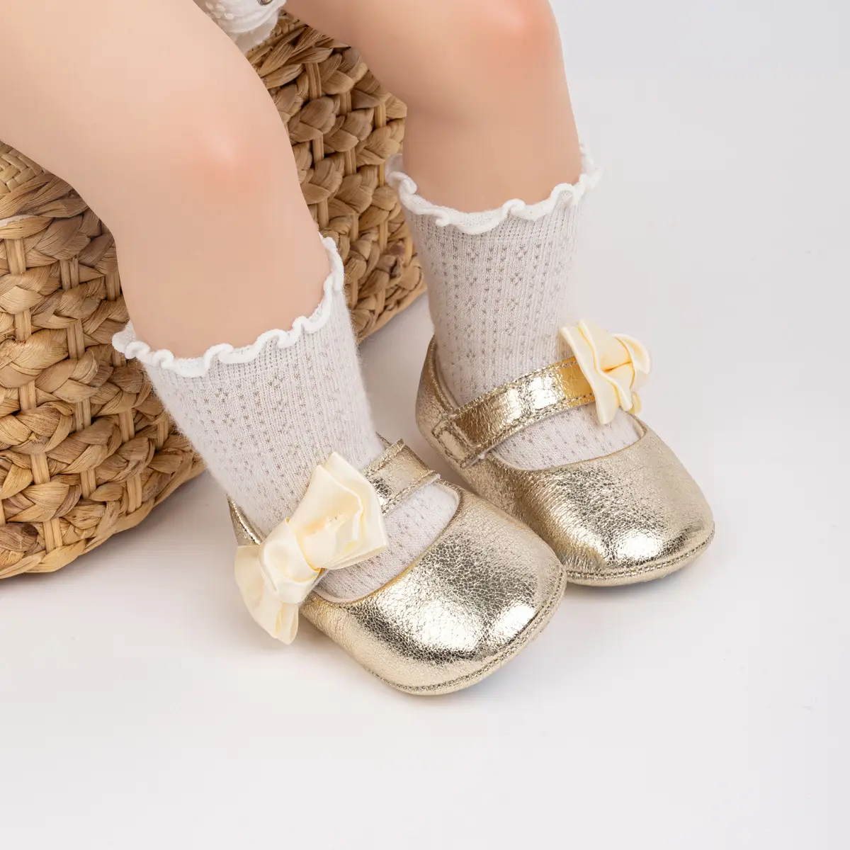 Gold Sparkly Bow Baby Shoes for Toddlers — feature 29