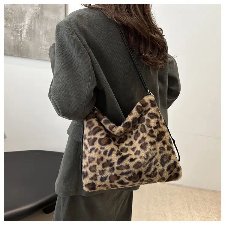 Leopard Print Plush Tote Bag for Women — feature 10