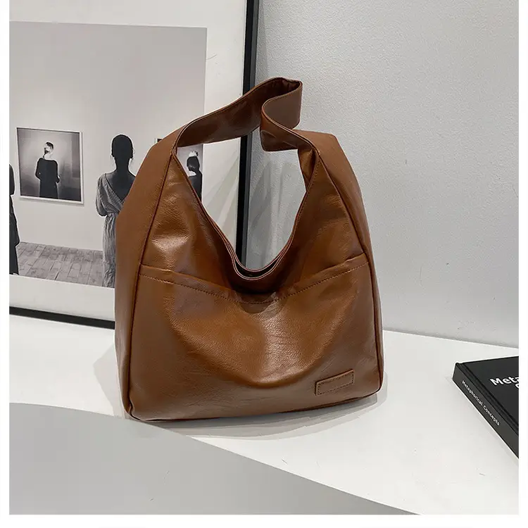 Women's Retro Brown Shoulder Bag Large Capacity 2024 — feature 24