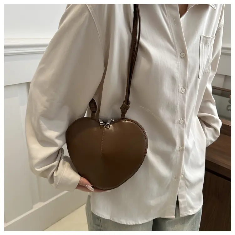 Pink Heart-Shaped Underarm Bag for Women — feature 10
