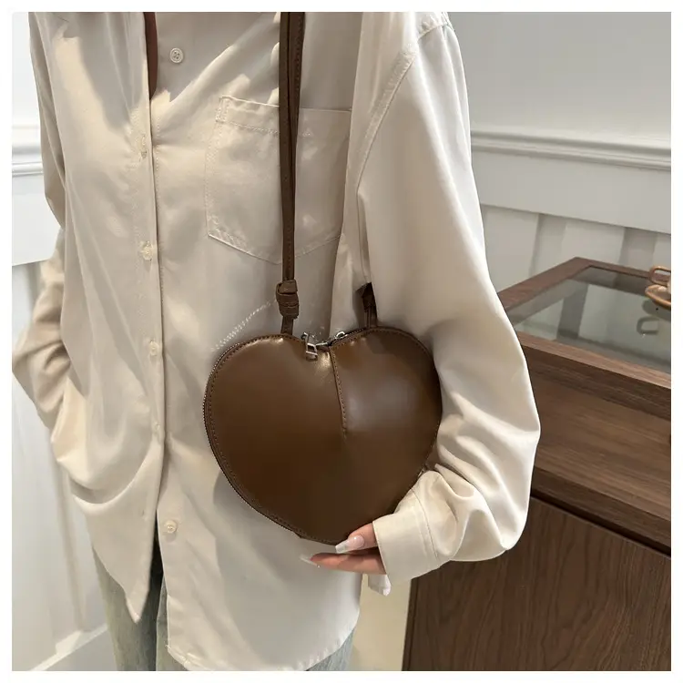 Pink Heart-Shaped Underarm Bag for Women — feature 11