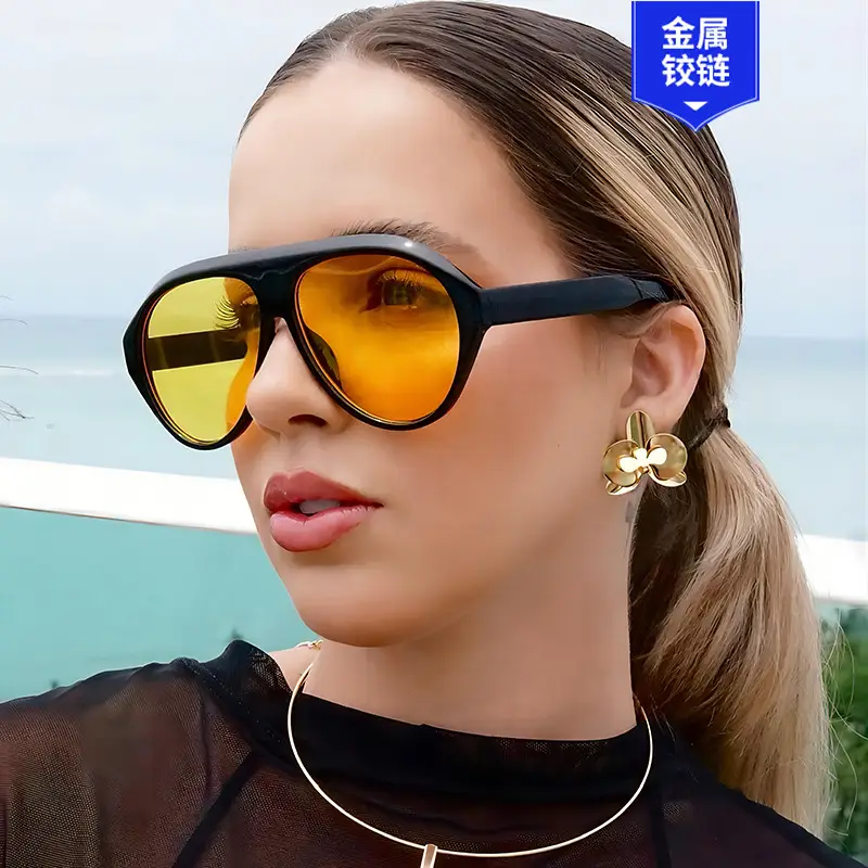 Men Sunscreen Sunglasses Y2K Brown Tinted — feature 3