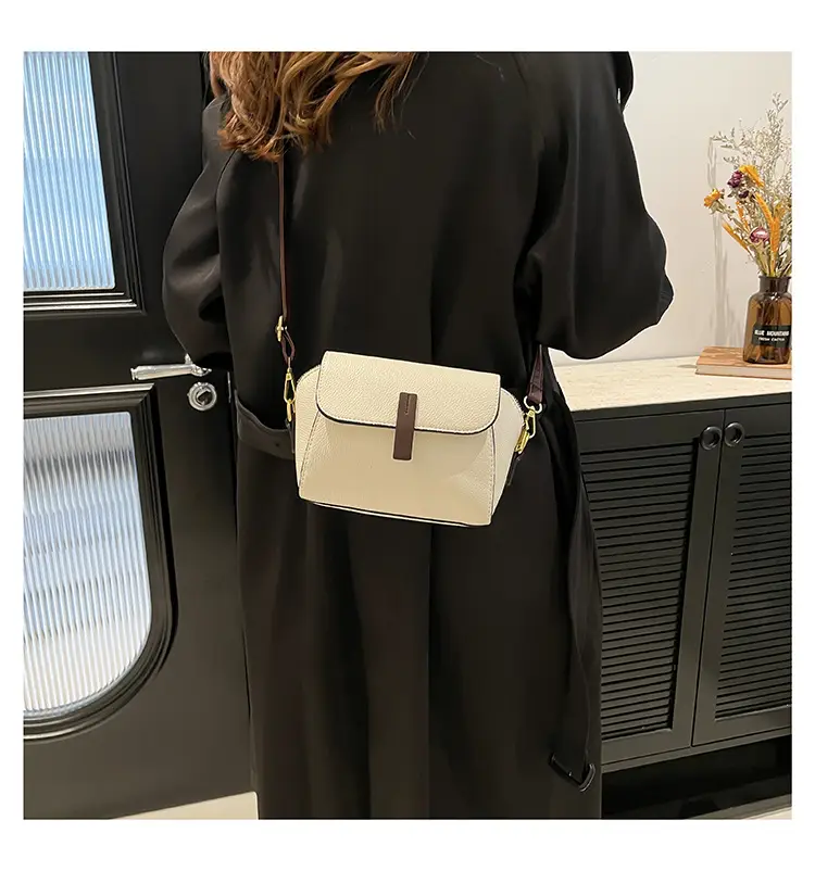 2024 Women's Black Square Shoulder Crossbody Bag — feature 19