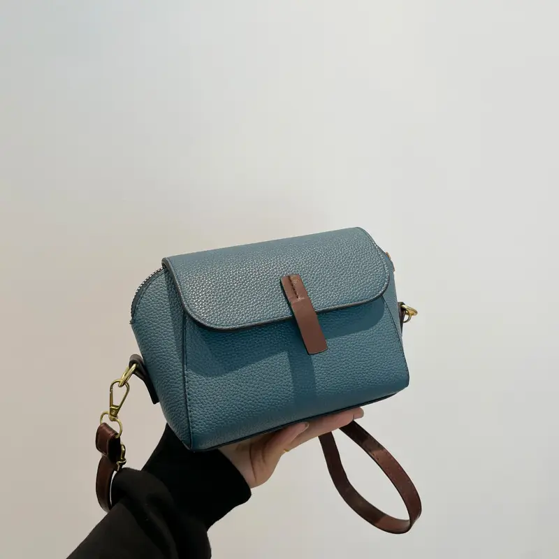 2024 Women's Black Square Shoulder Crossbody Bag - Image 3