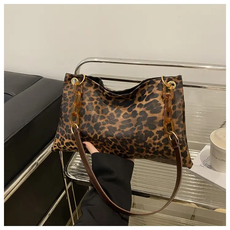 Leopard Print Large Cap Bag Women 2024 Winter — feature 19