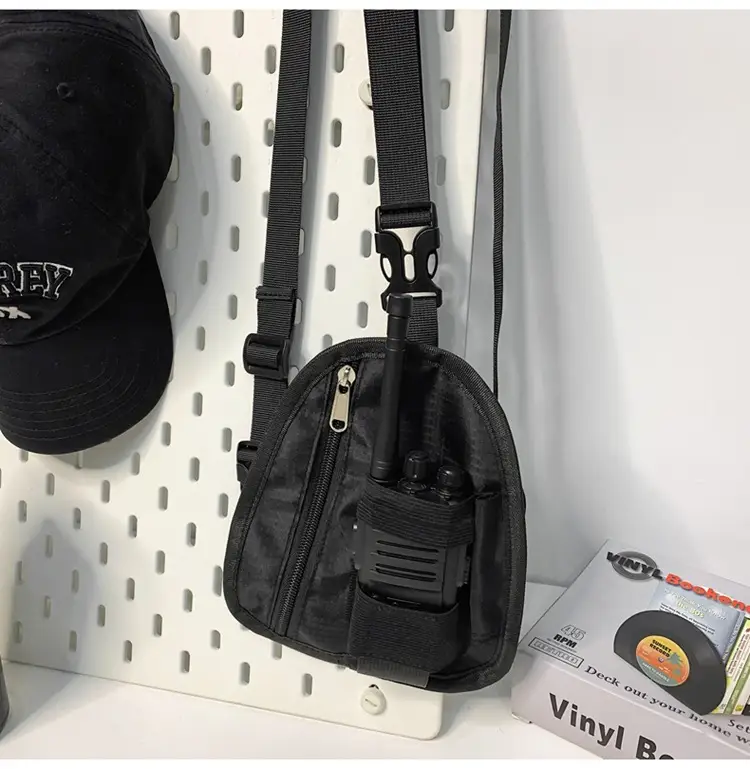 Men's Black Shoulder Crossbody Bag Lightweight Sports Fashion — feature 33
